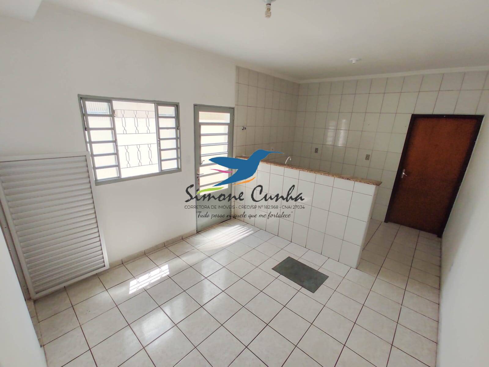 Casa à venda com 2 quartos, 140m² - Foto 6