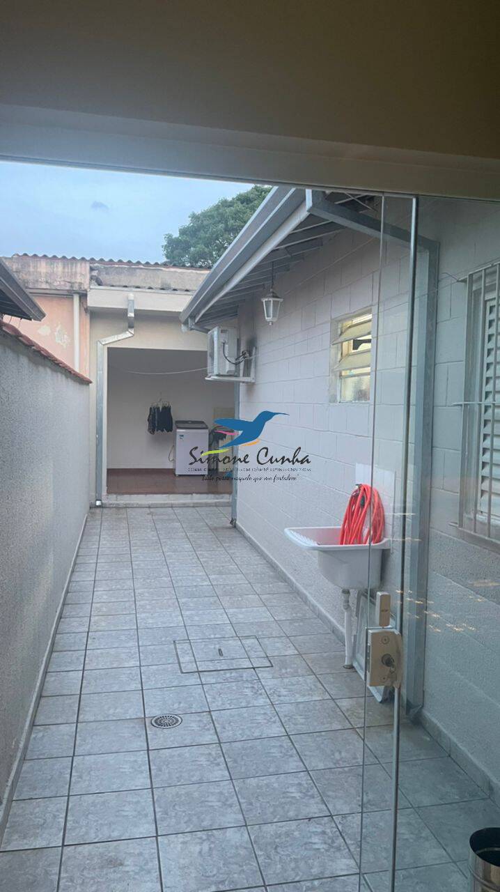 Casa à venda com 3 quartos, 120m² - Foto 16