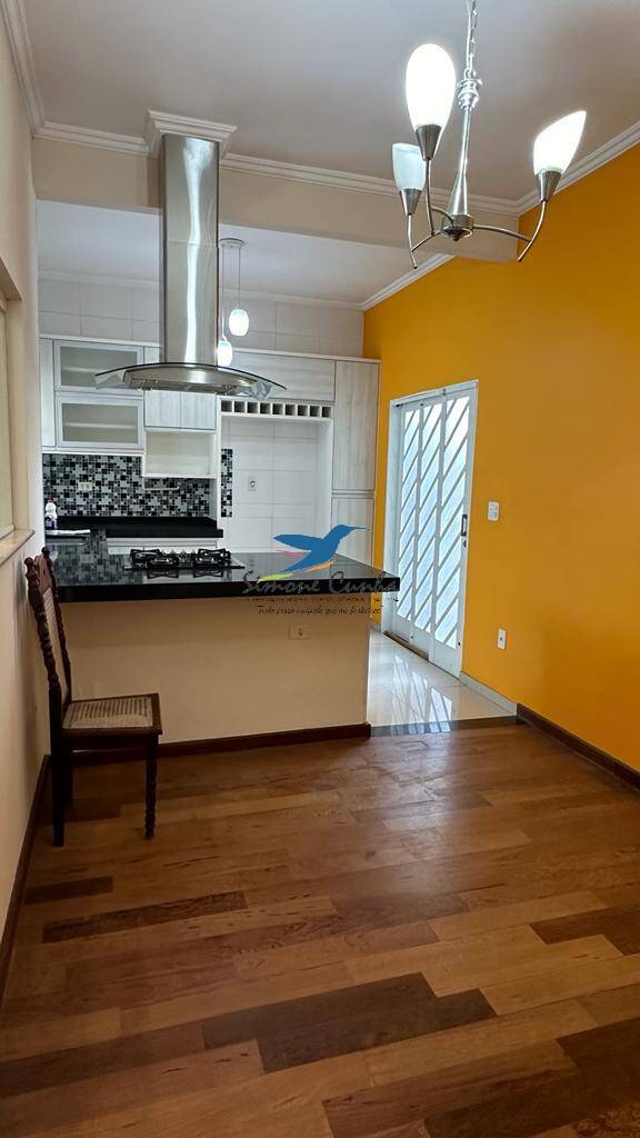 Casa à venda com 3 quartos, 220m² - Foto 13