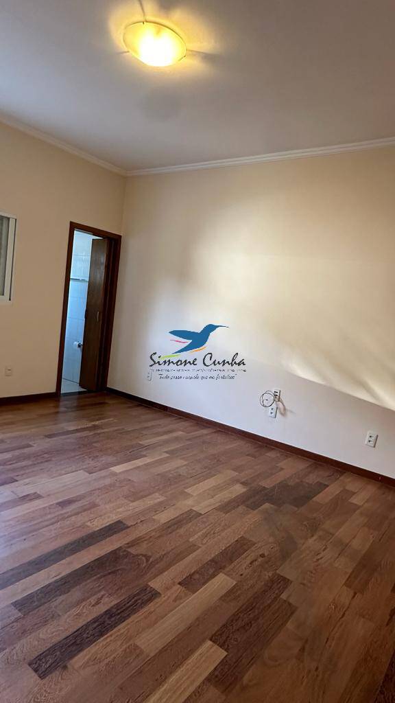 Casa à venda com 3 quartos, 220m² - Foto 16