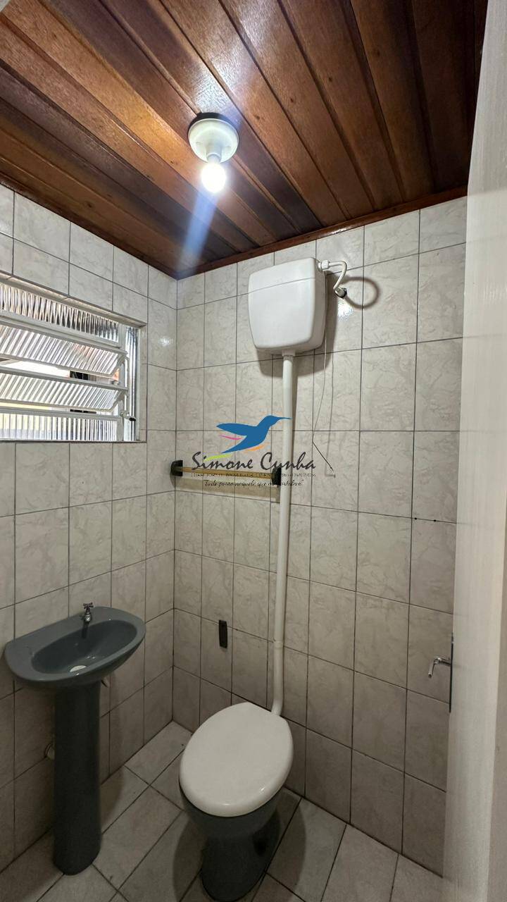 Casa à venda com 6 quartos, 316m² - Foto 8