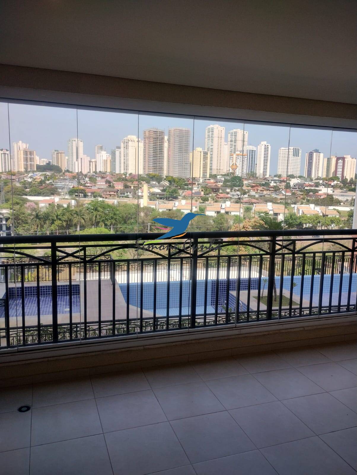 Apartamento para alugar com 4 quartos, 172m² - Foto 3