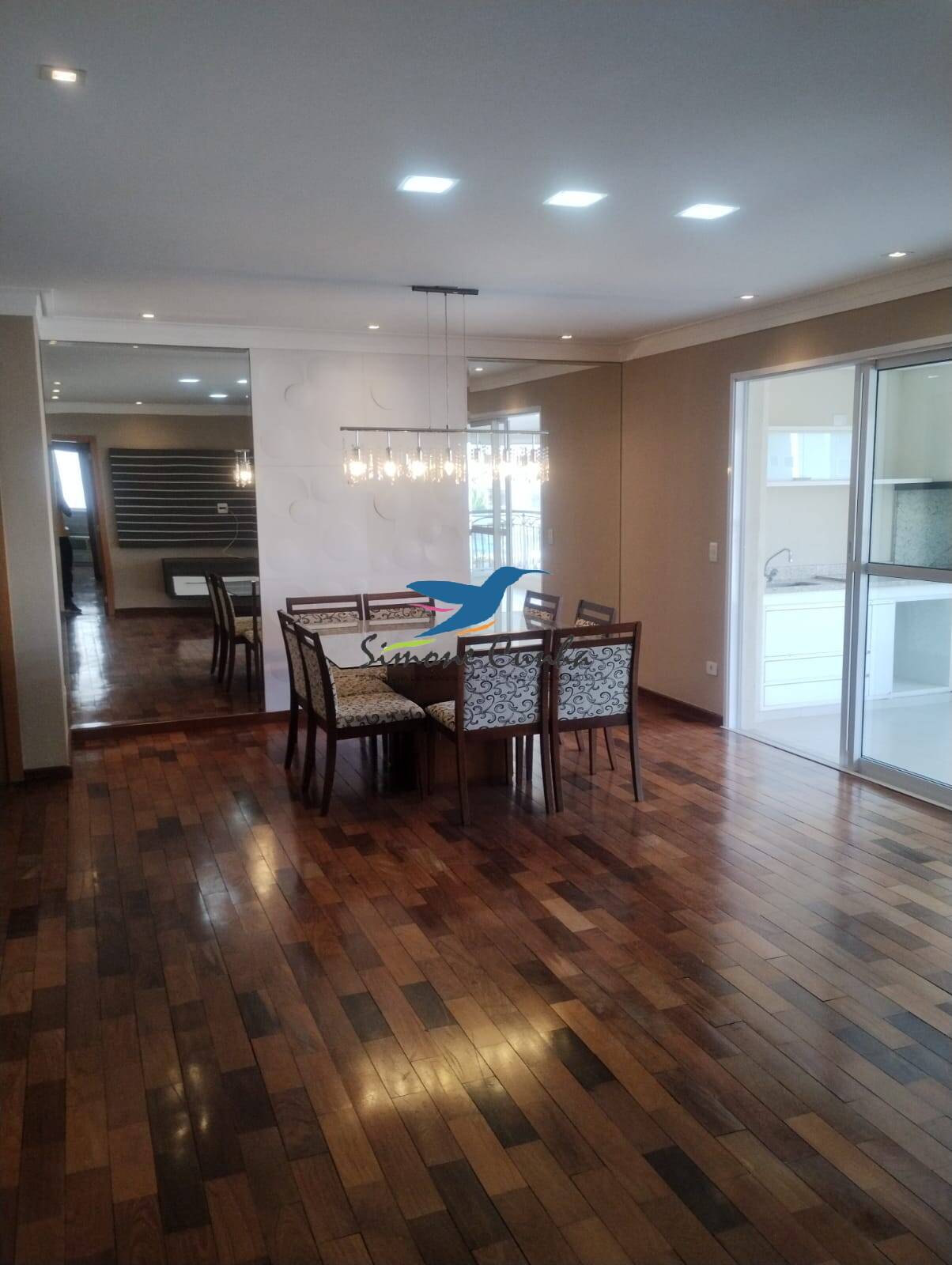 Apartamento para alugar com 4 quartos, 172m² - Foto 1