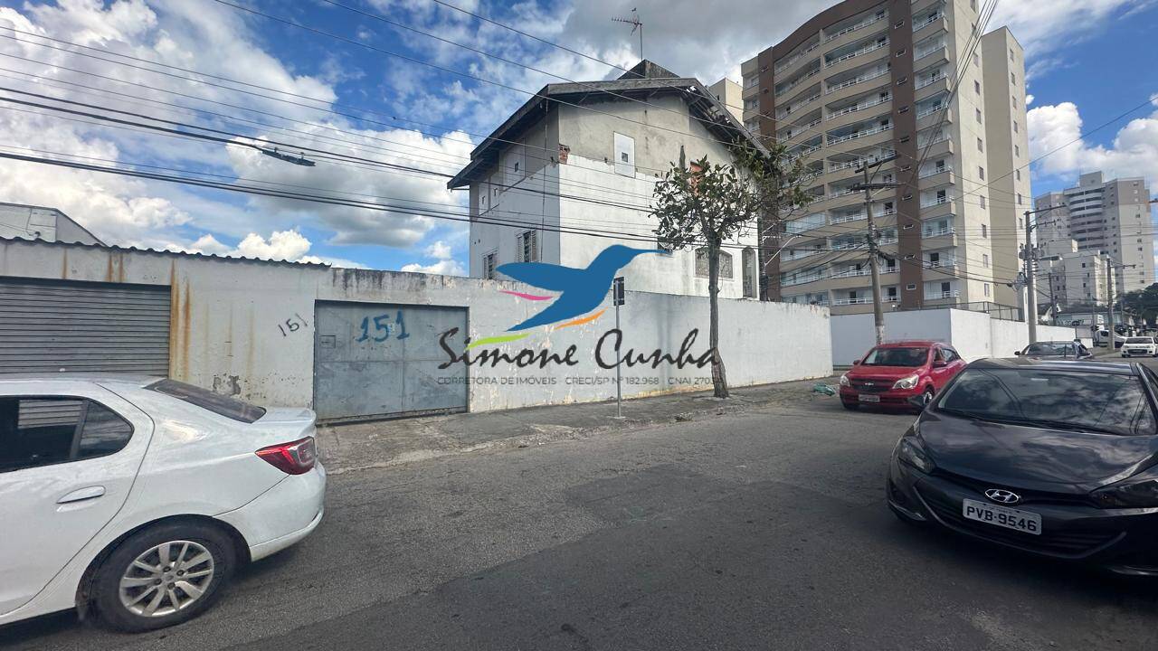 Sobrado à venda com 3 quartos, 320m² - Foto 2