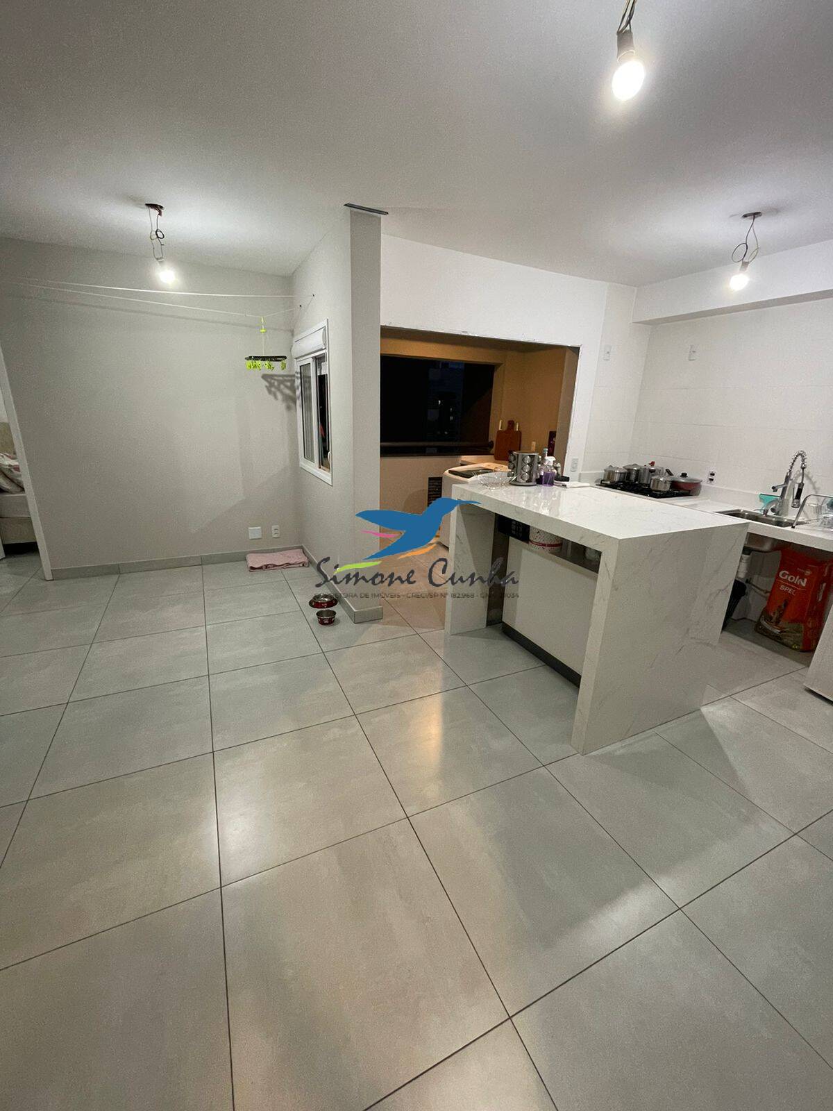 Apartamento à venda com 2 quartos, 65m² - Foto 4